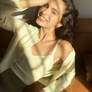 ✨Aritzia Wilfred Sicily Cardigan✨